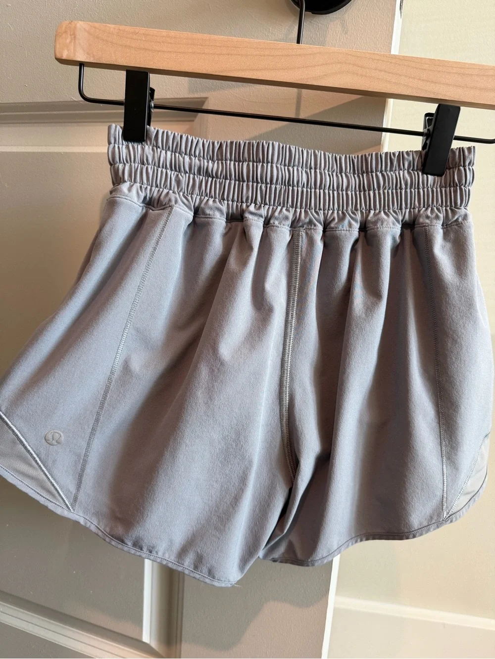 lululemon - Hotty Hot High-Rise Lined Short 4”, 2, Rhino Grey